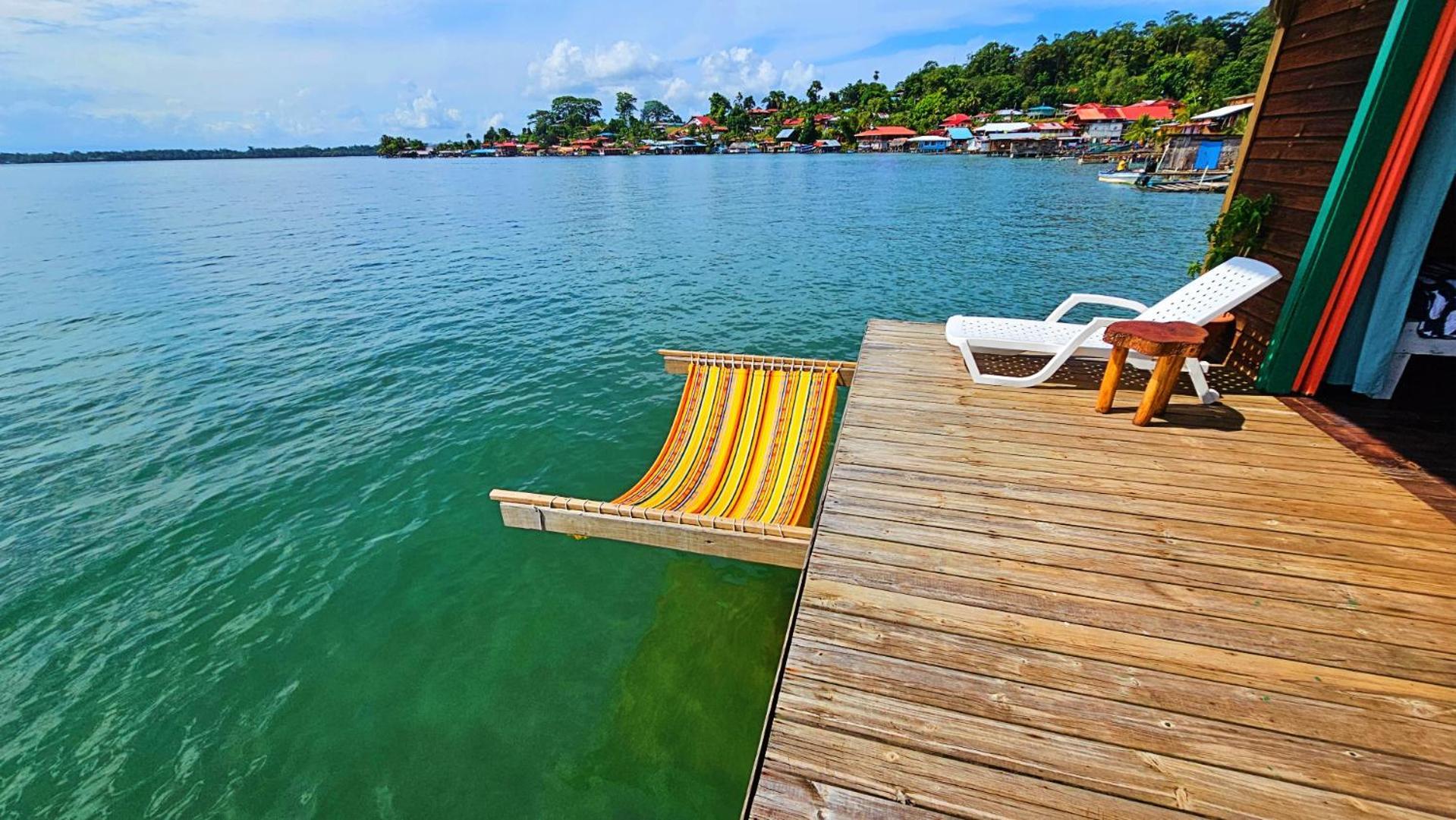 The Sea Monkey Hotel Bocas del Toro Exterior photo
