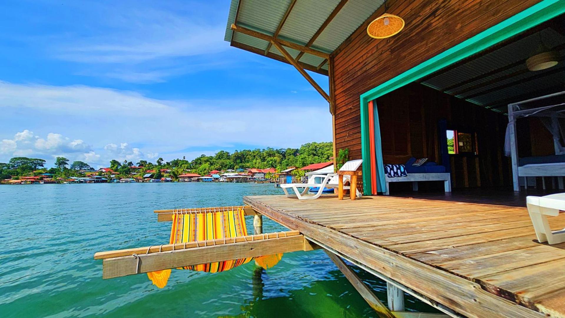 The Sea Monkey Hotel Bocas del Toro Exterior photo