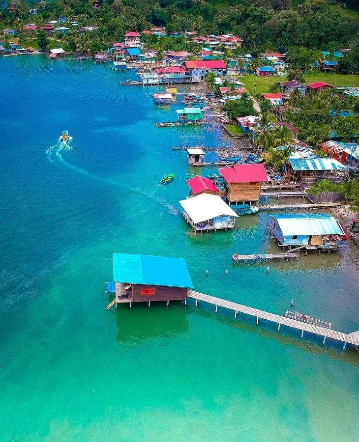 The Sea Monkey Hotel Bocas del Toro Exterior photo